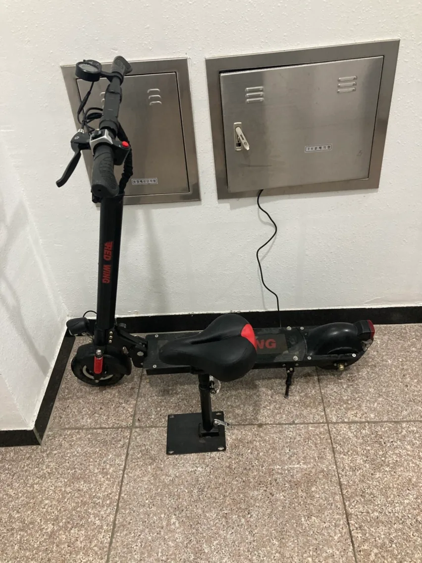 전동 킥보드  접이식 중고 레드윙