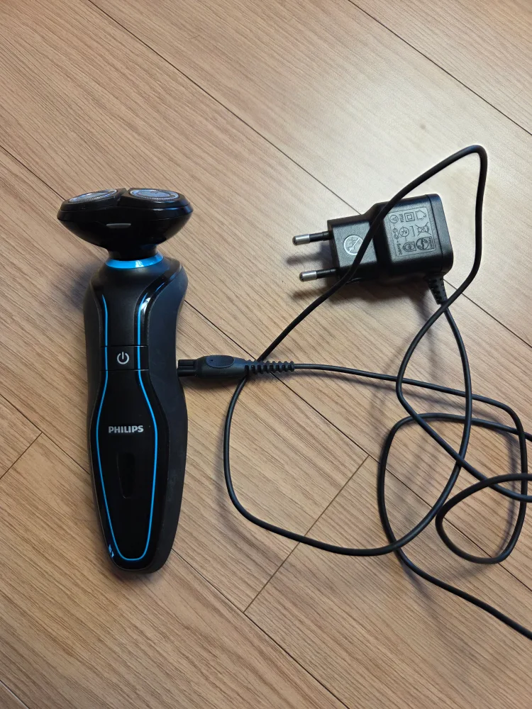 [중고]필립스 전기면도기(YS526)