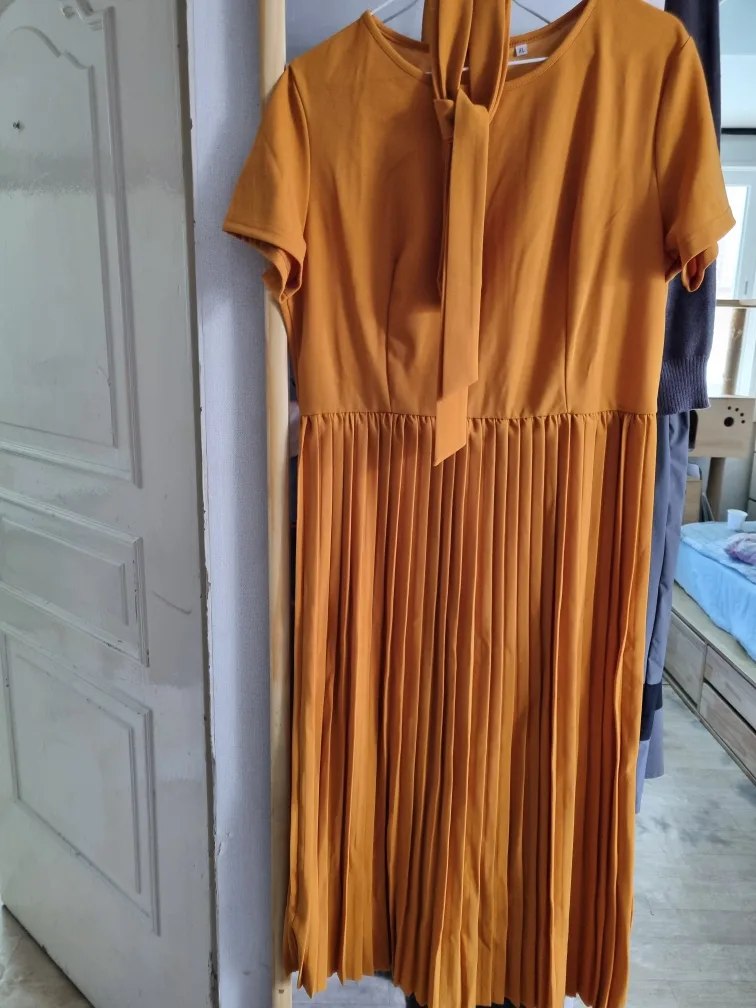 골드 플리츠 원피스 입니다 중고거래 는 반품은 안합니다