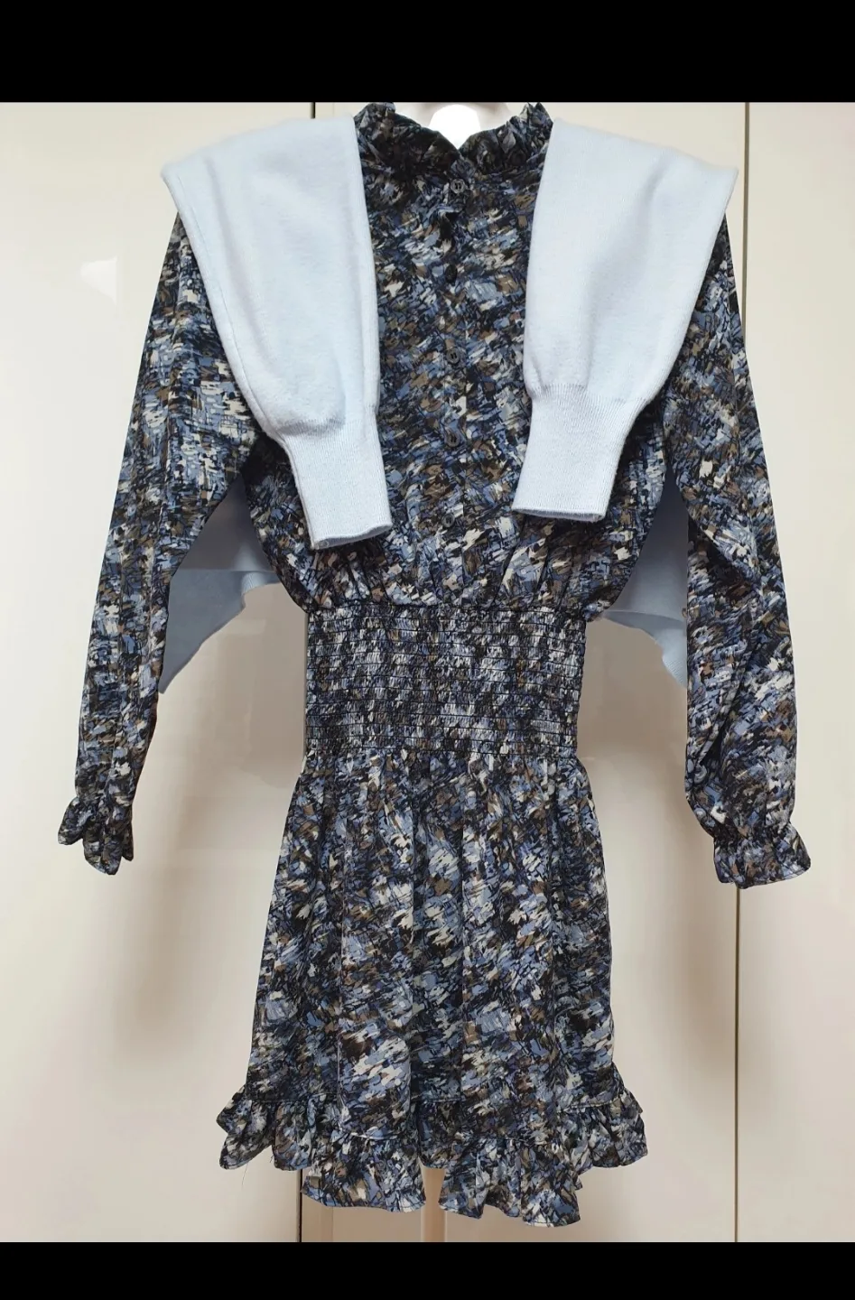 블로썸 셔링 긴팔 미니원피스