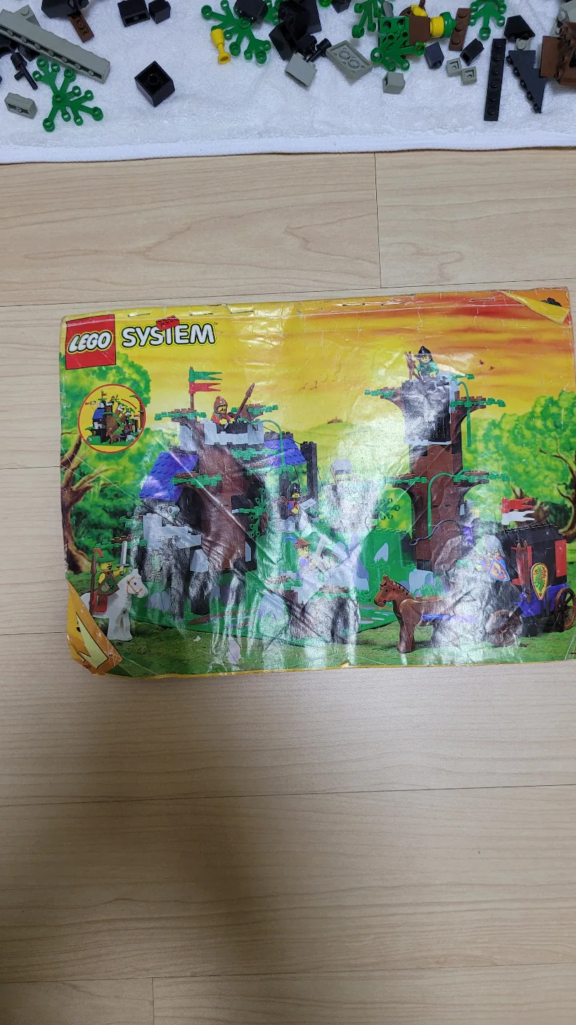 [중고] 업뎃 레고6079 + 조립설명서