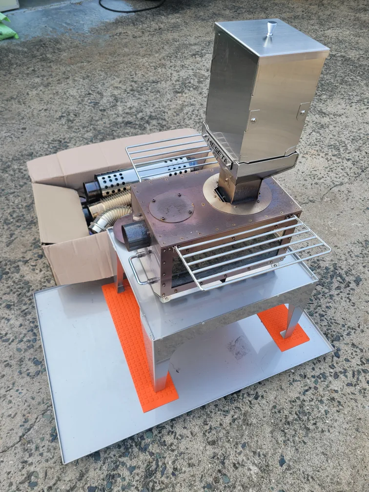 메세타 중고 화목난로(소품일체) 팝니다.