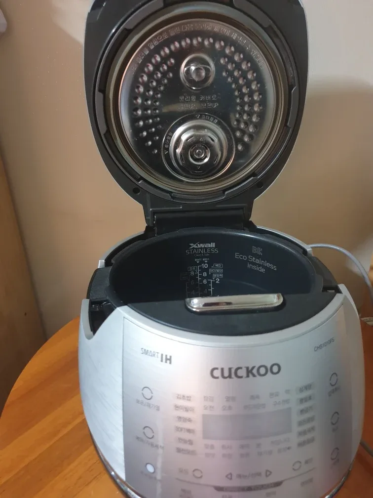 쿠쿠전기압력밥솥10인용 CHS1010FS
