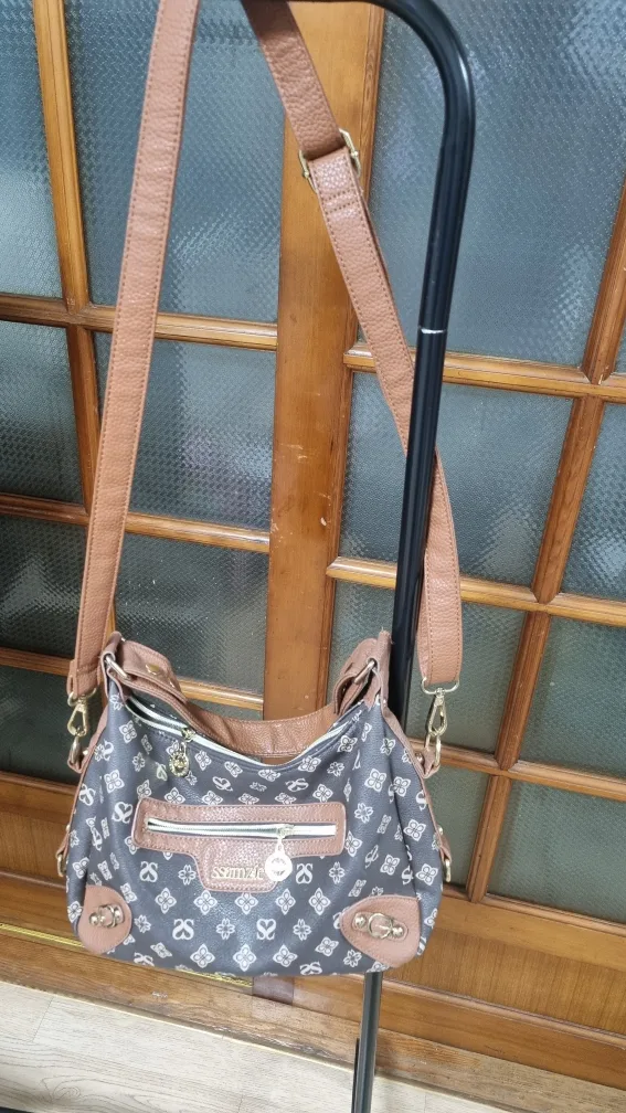 샘소나이트 숄더백.거의새것임.중고.감안
