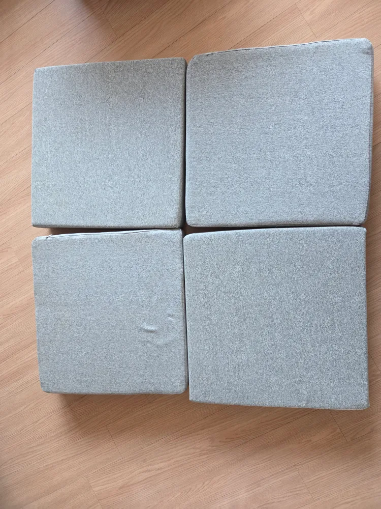 [중고]룸 바이 홈 메모리폼 방석(4개)