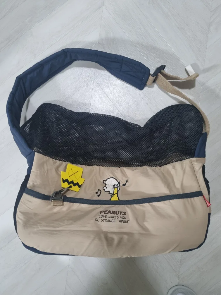 애견가방 중고 입니다.