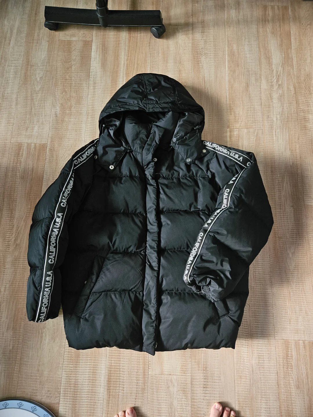 후아유 캘리포니아 오버핏 숏패딩 M