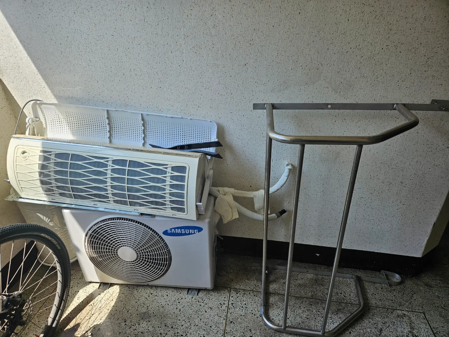 중고 에어컨 팝니다