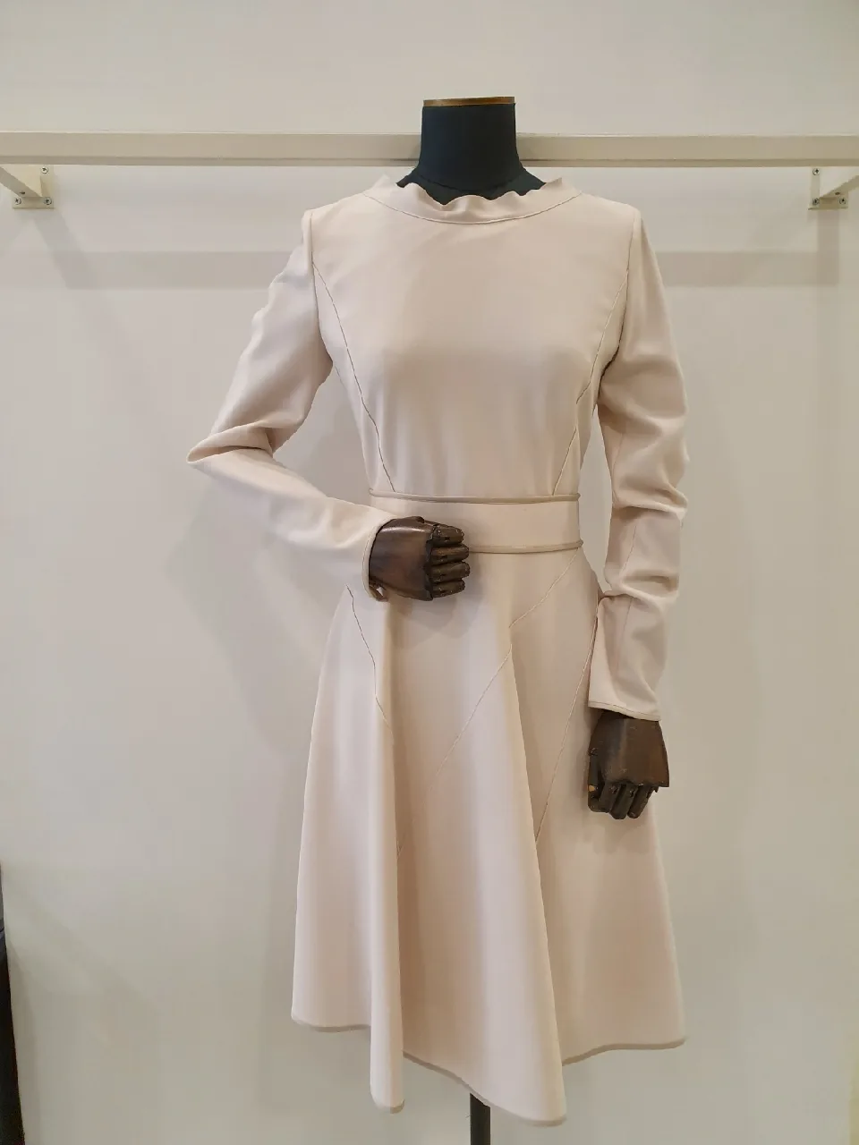 미샤 소매진주 원피스