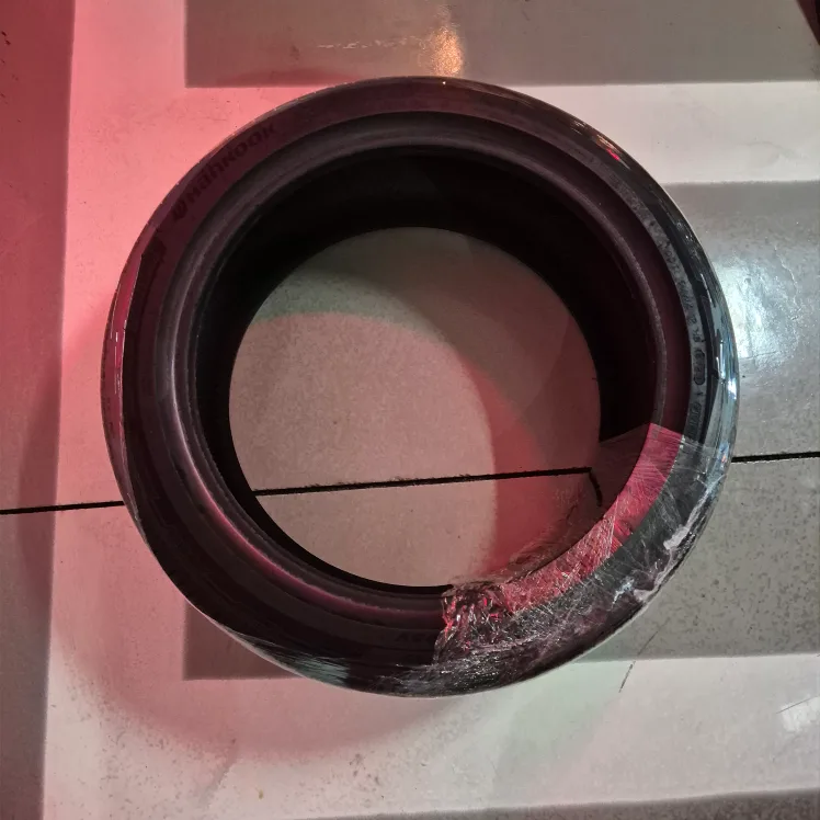 중고 / 한국타이어 키너지 st AS 225 45 18