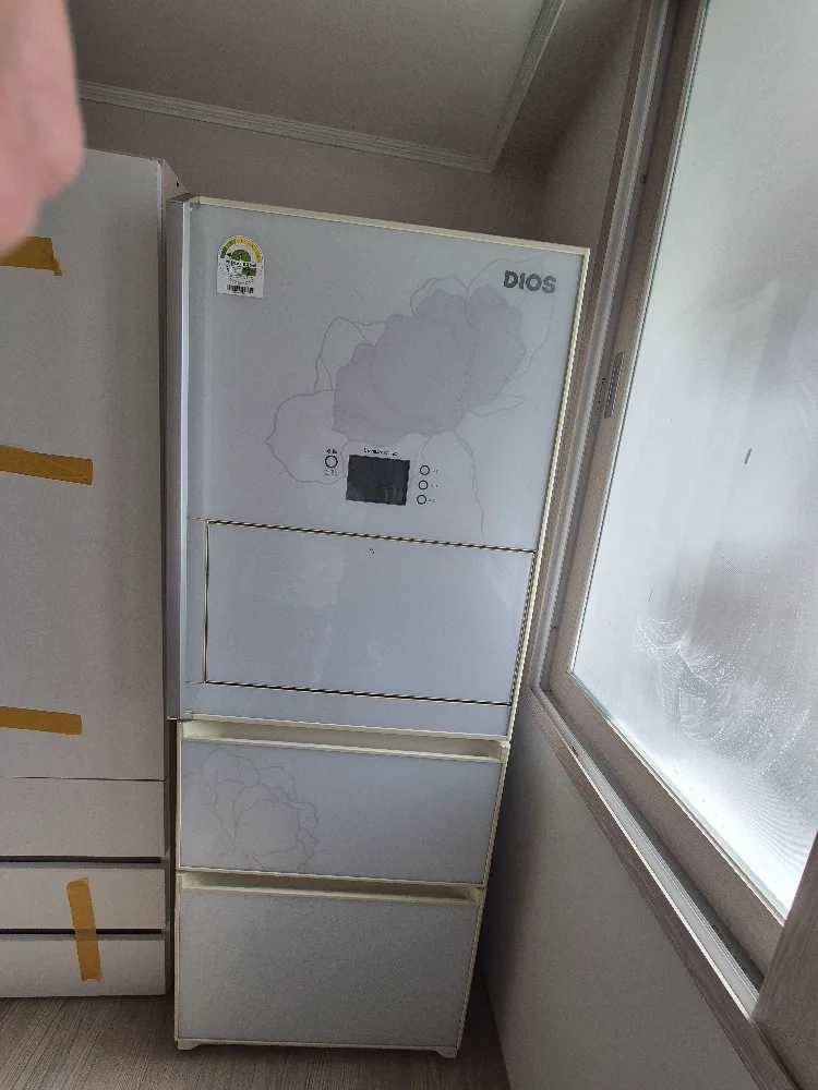 중고 김치냉장고 팔아요