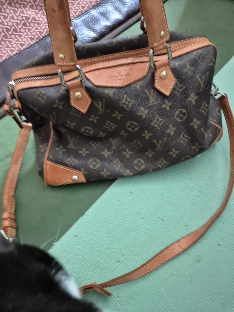 루이비똥 가방  정품