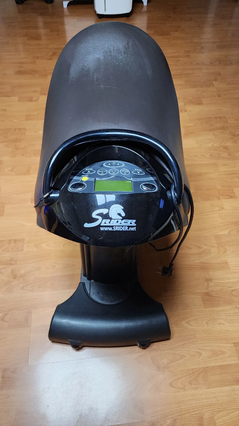 승마운동기구 S-RIDER