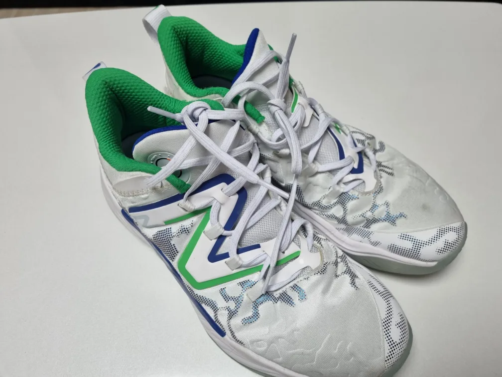 [중고] 뉴발투웨이V2 (사이즈300)