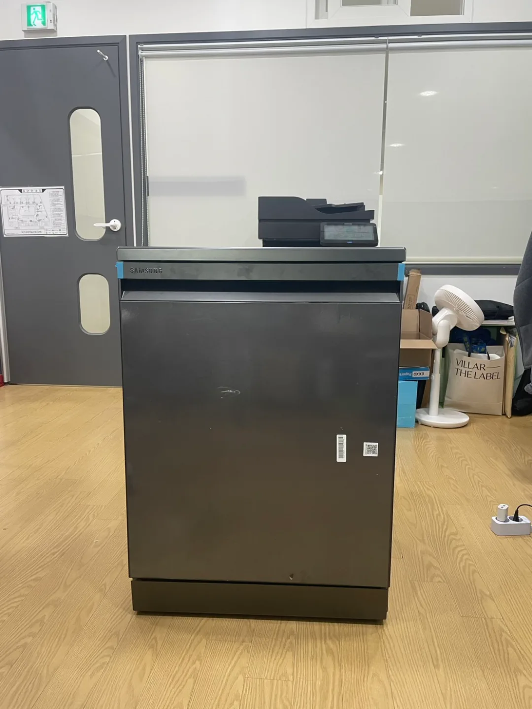 삼성 식기세척기 DW60A8355FG 중고 판매합니다.