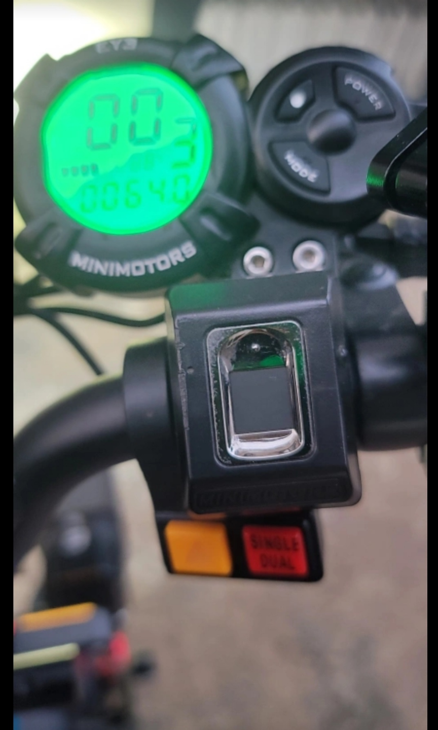 듀얼트론 전동킥보드 팝니다