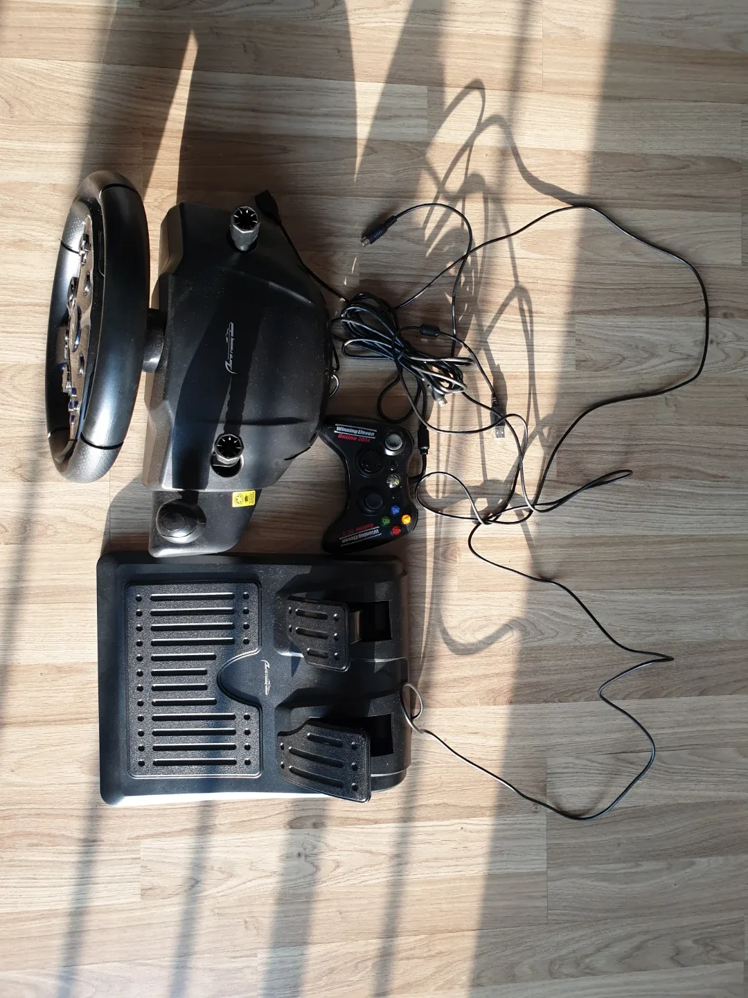 Aura Racing Wheel kmp4-111(중고)