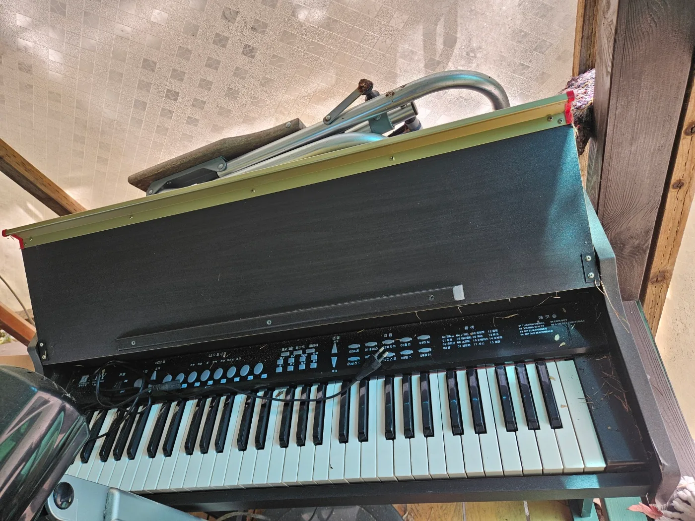 중고 피아노 팝니다