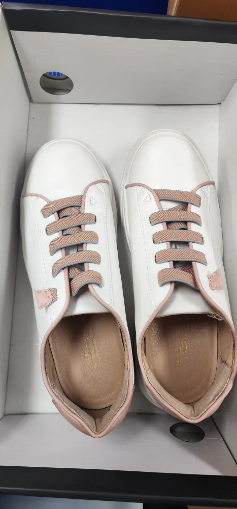 새신발 캔퍼스화