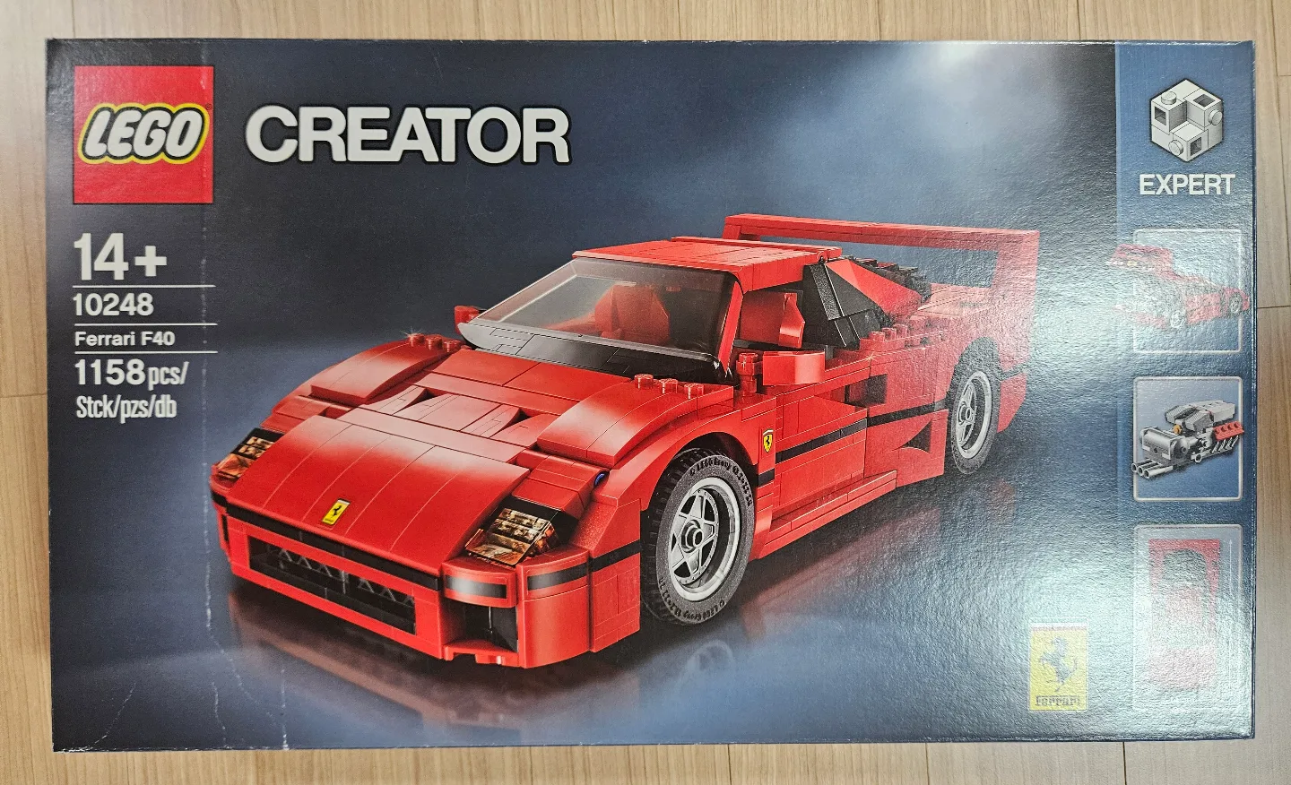 레고 10248 페라리 F40 중고 제품 판매합니다.