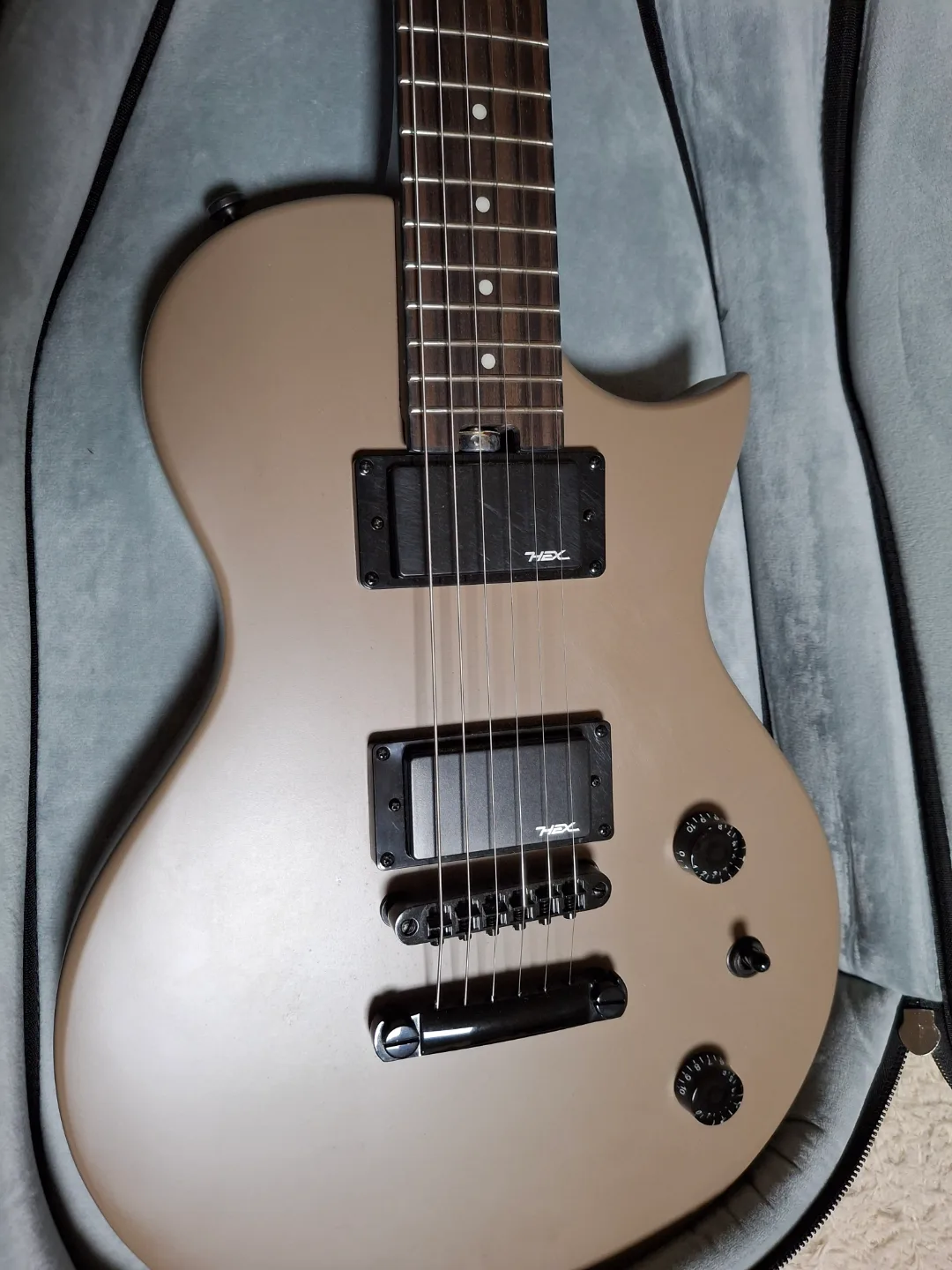 HEX 일렉 키타 중고 팝니다