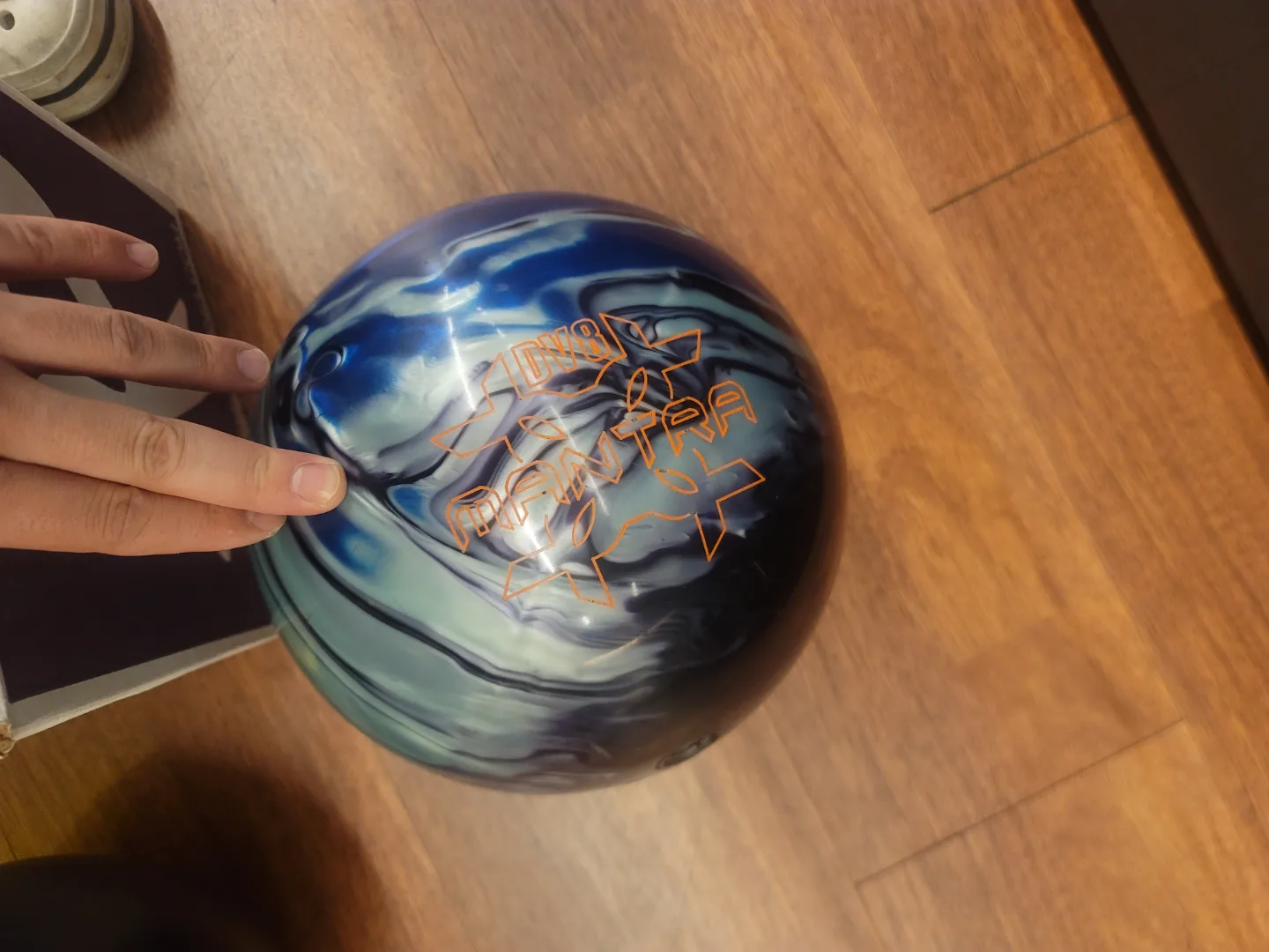 볼링공 중고 4개 팝니다