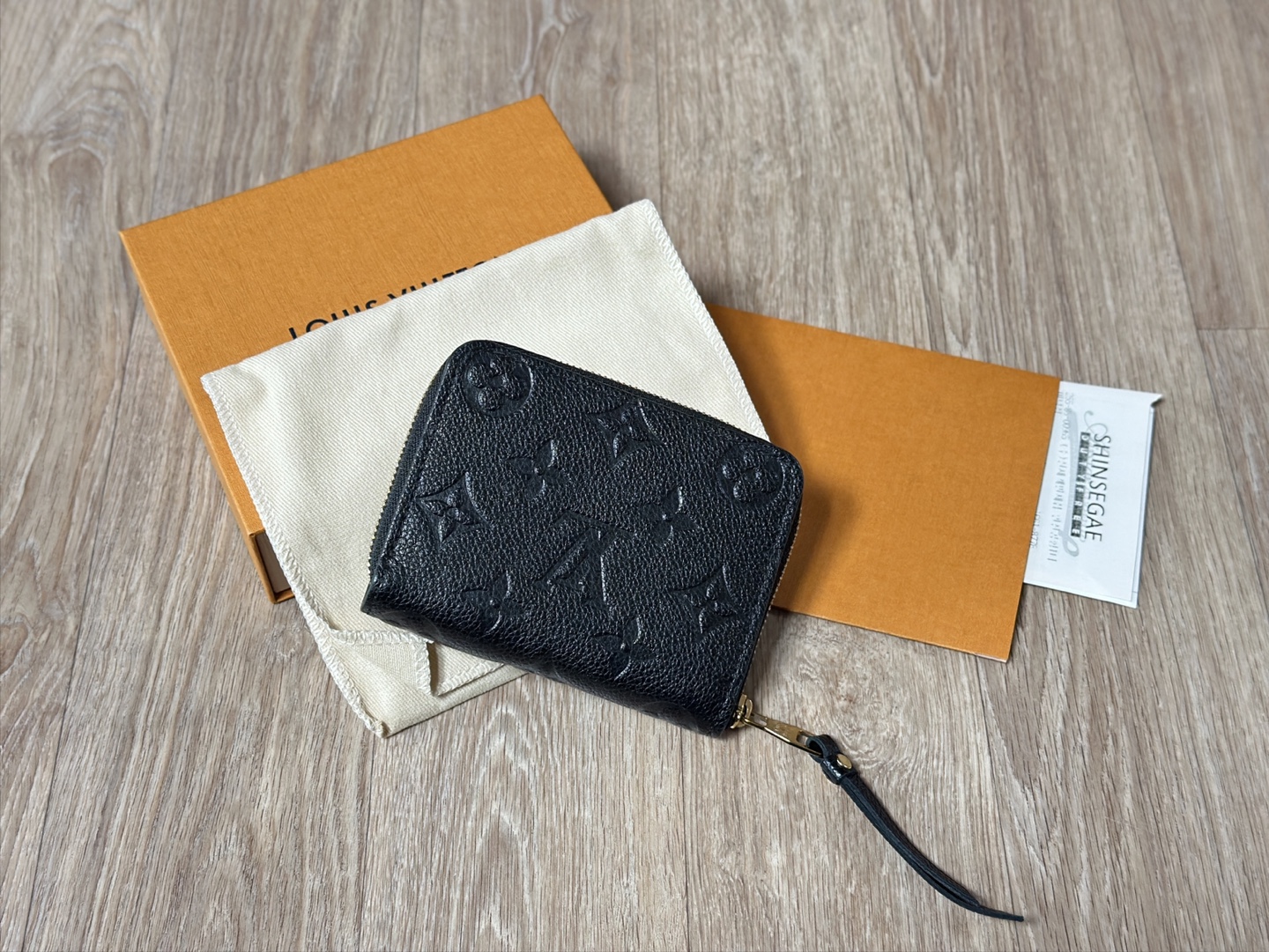 루이비통 지퍼 코인퍼스 블랙