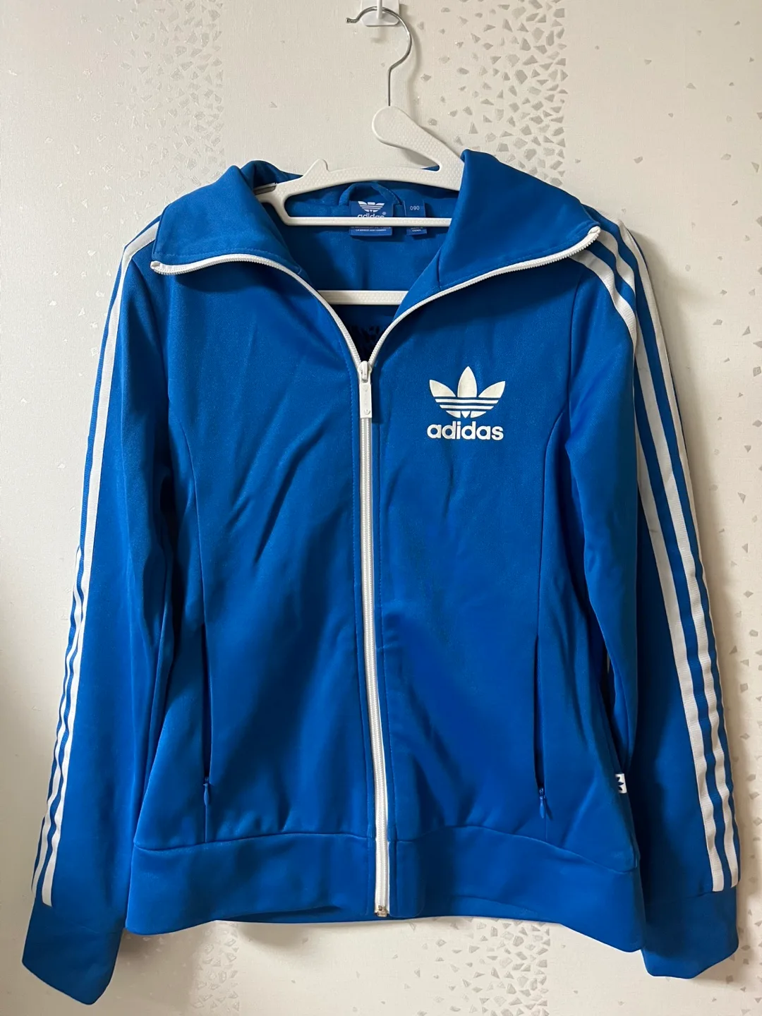 아디다스 파란 트랙탑 져지