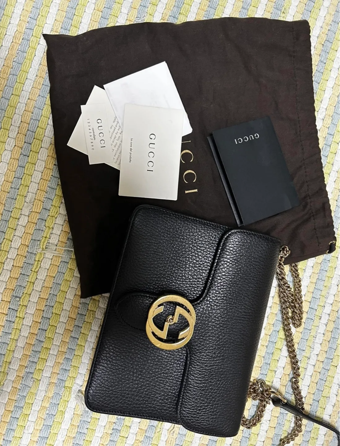 구찌 인터로킹 체인 크로스백