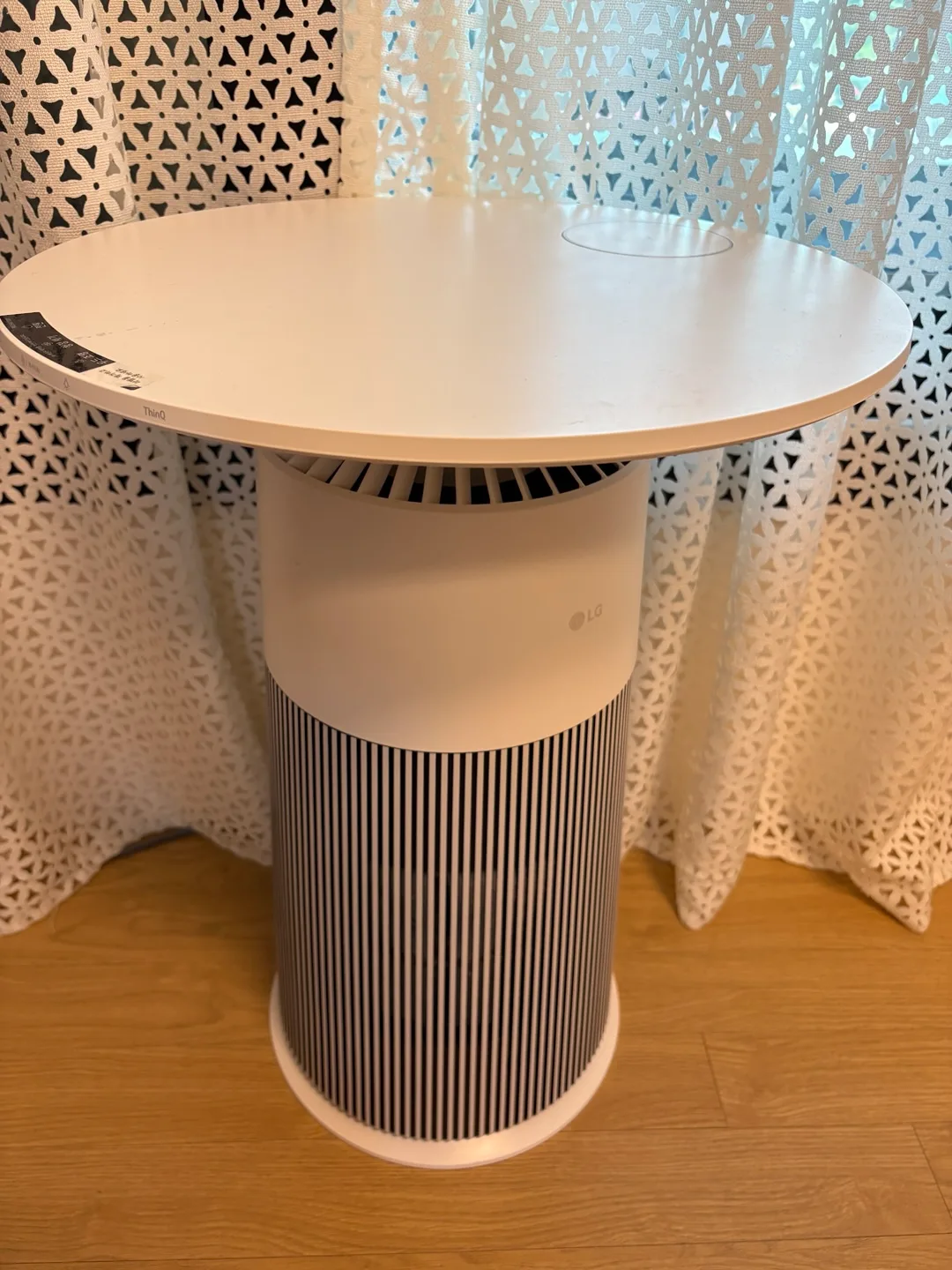 LG 퓨리케어 에어로퍼니처 에센스 화이트 컬러