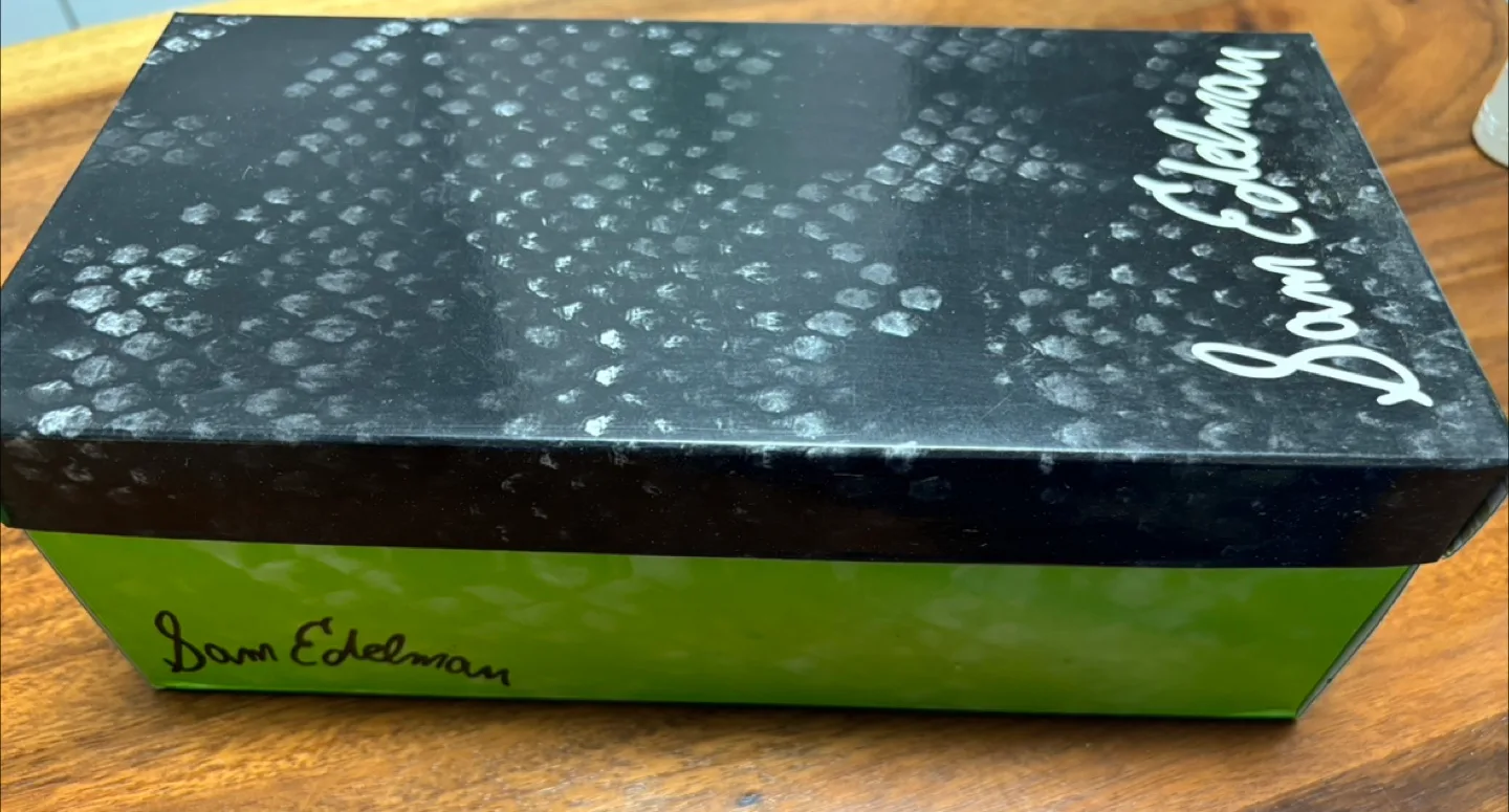 (중고) 샘에델만 블랙 가죽 로퍼