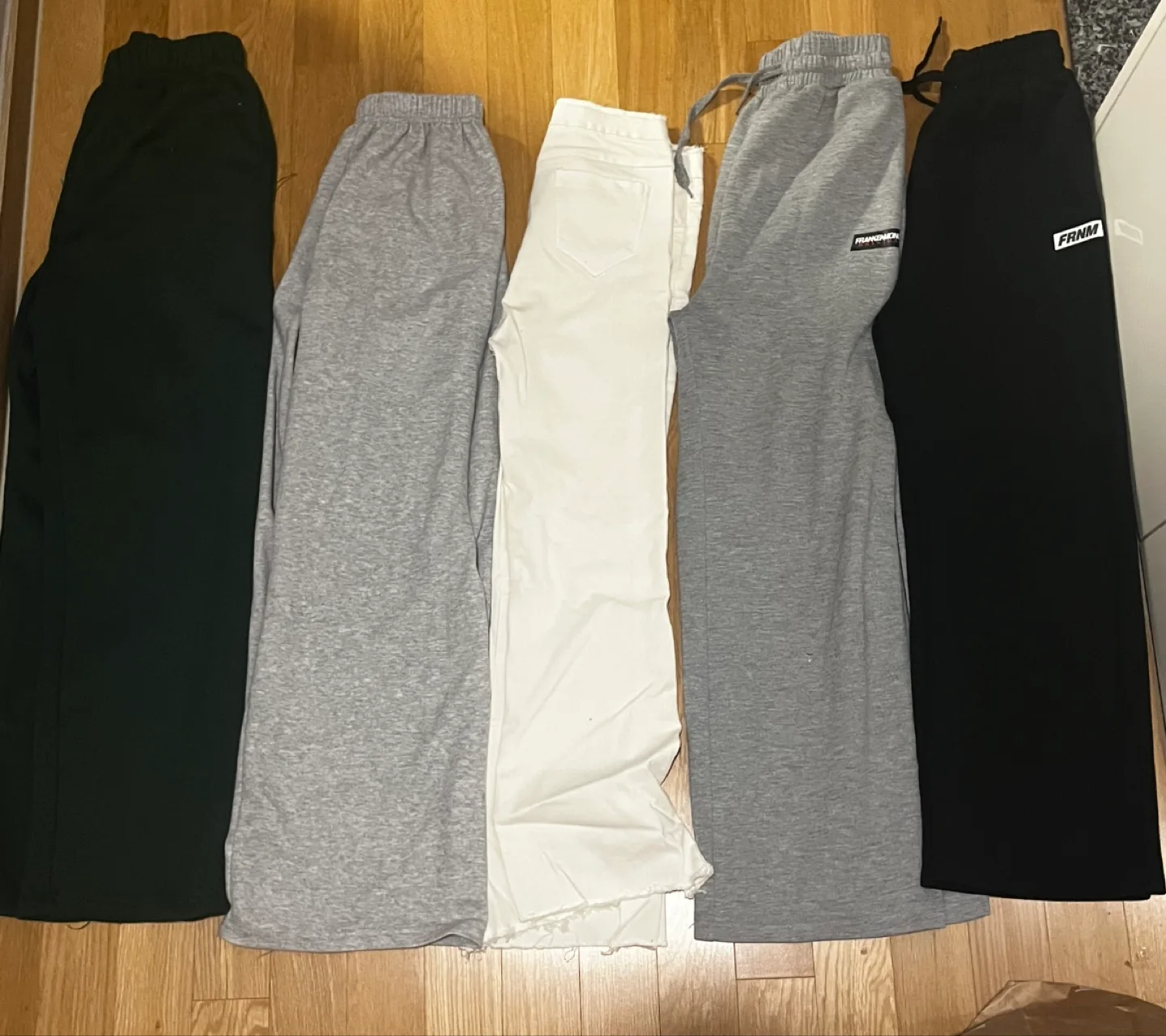 와이드 팬츠 여러벌