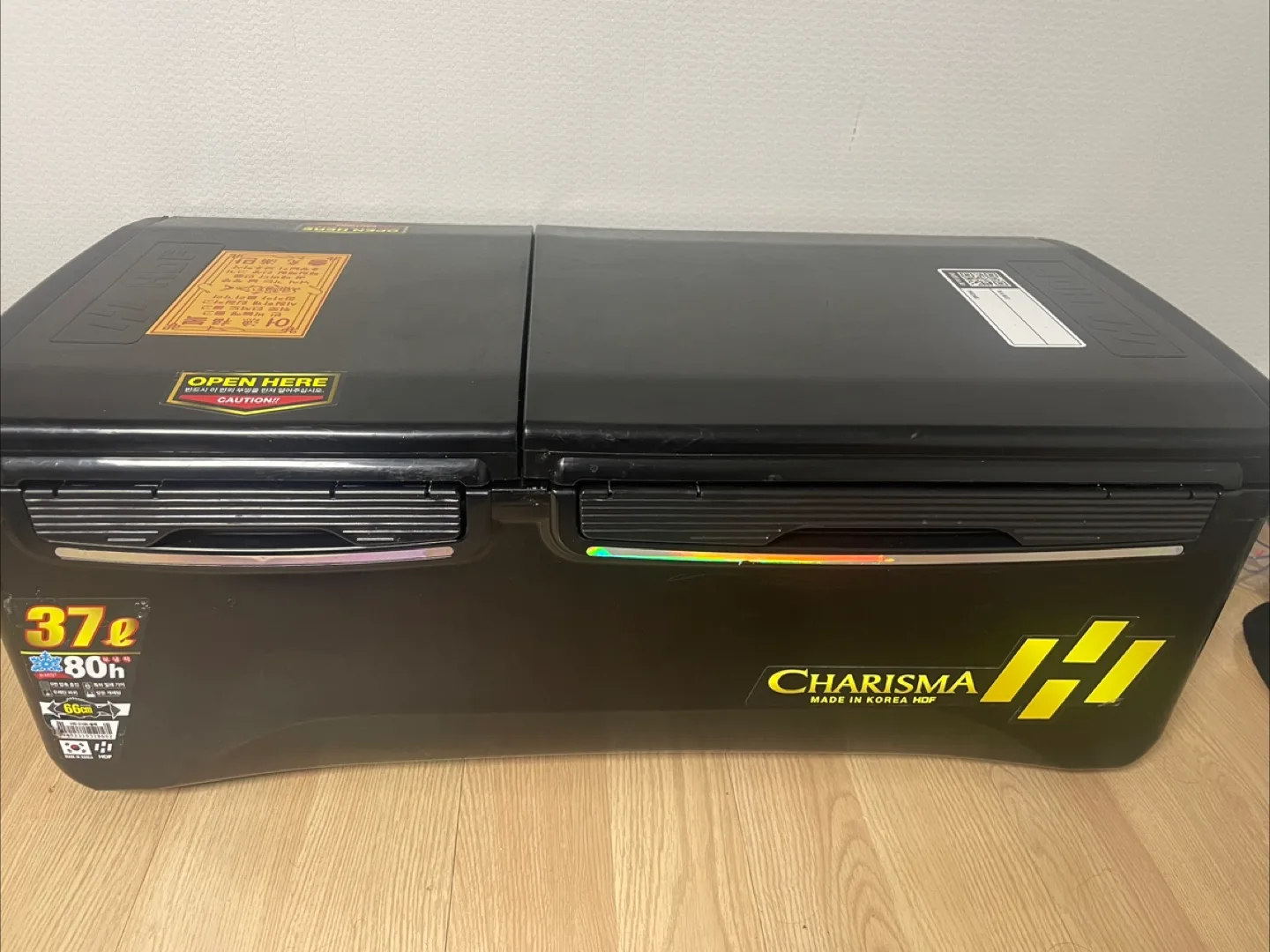 해동조구사 Charisma 37L 중고아이스박스 급매합니다