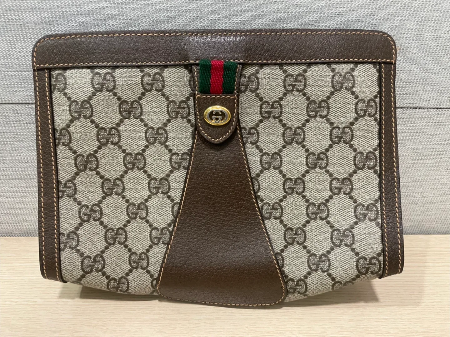 중고 정품 구찌 GG 클러치 (가격인하 45->30)