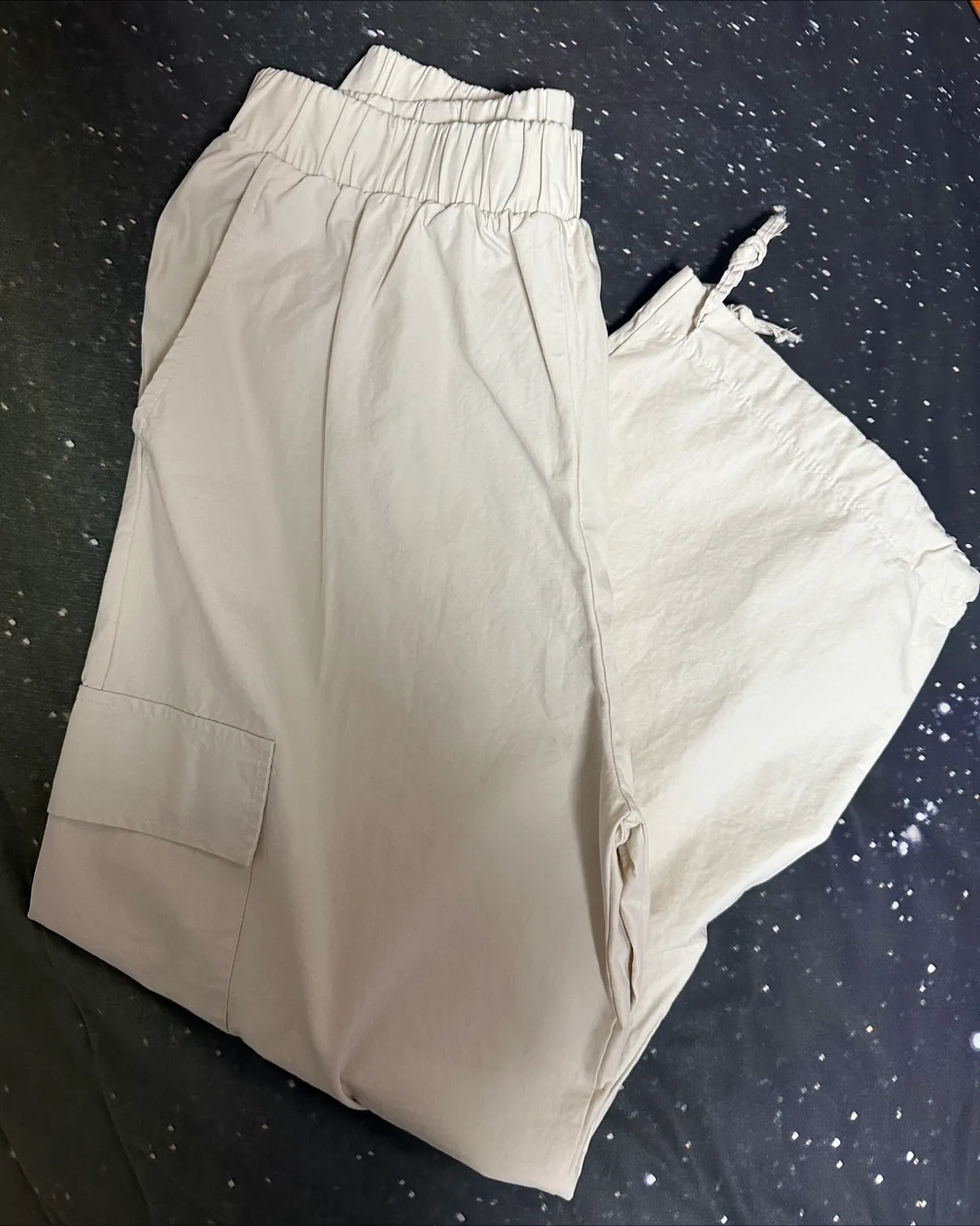 나일론 베이지 카고 와이드 팬츠