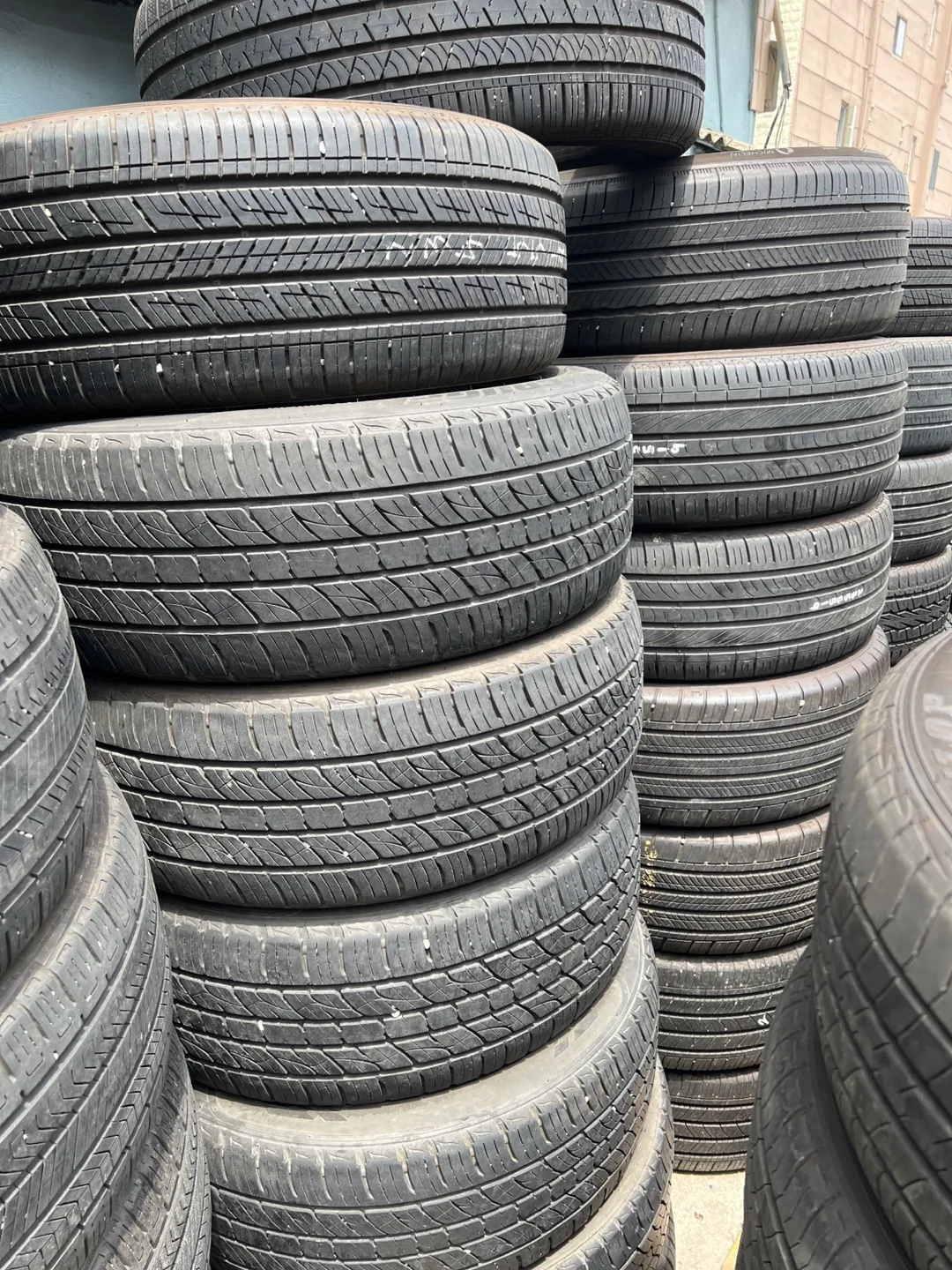 중고 타이어 판매합니다~