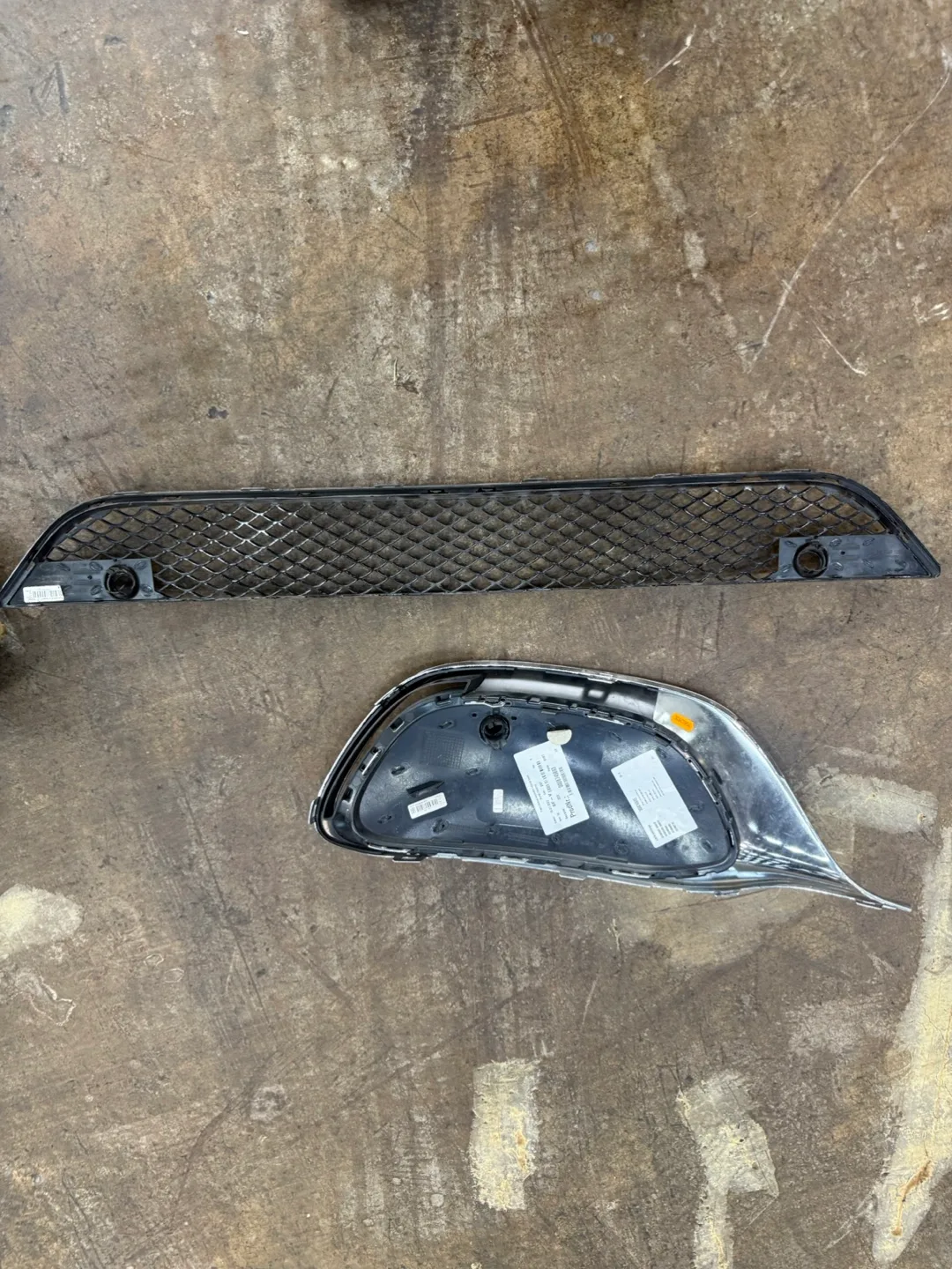 W223 하단그릴 중고