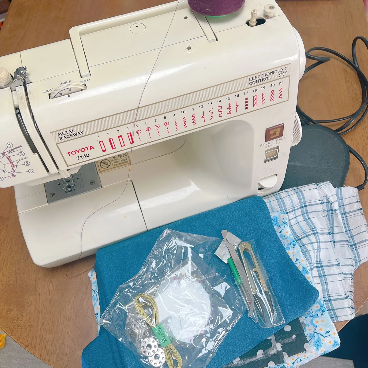 토요타 재봉틀 7140,가정용미싱,미싱,재봉틀,중고미싱