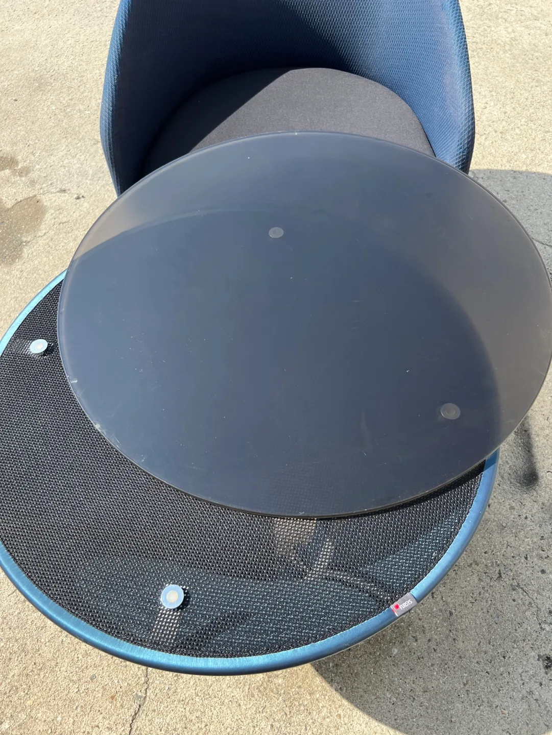 퍼시스 테이블 중고팝니다 3반원