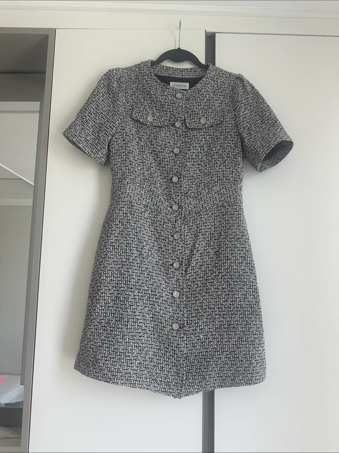 새제품 페이지유 트위드 반팔 원피스 (Free)