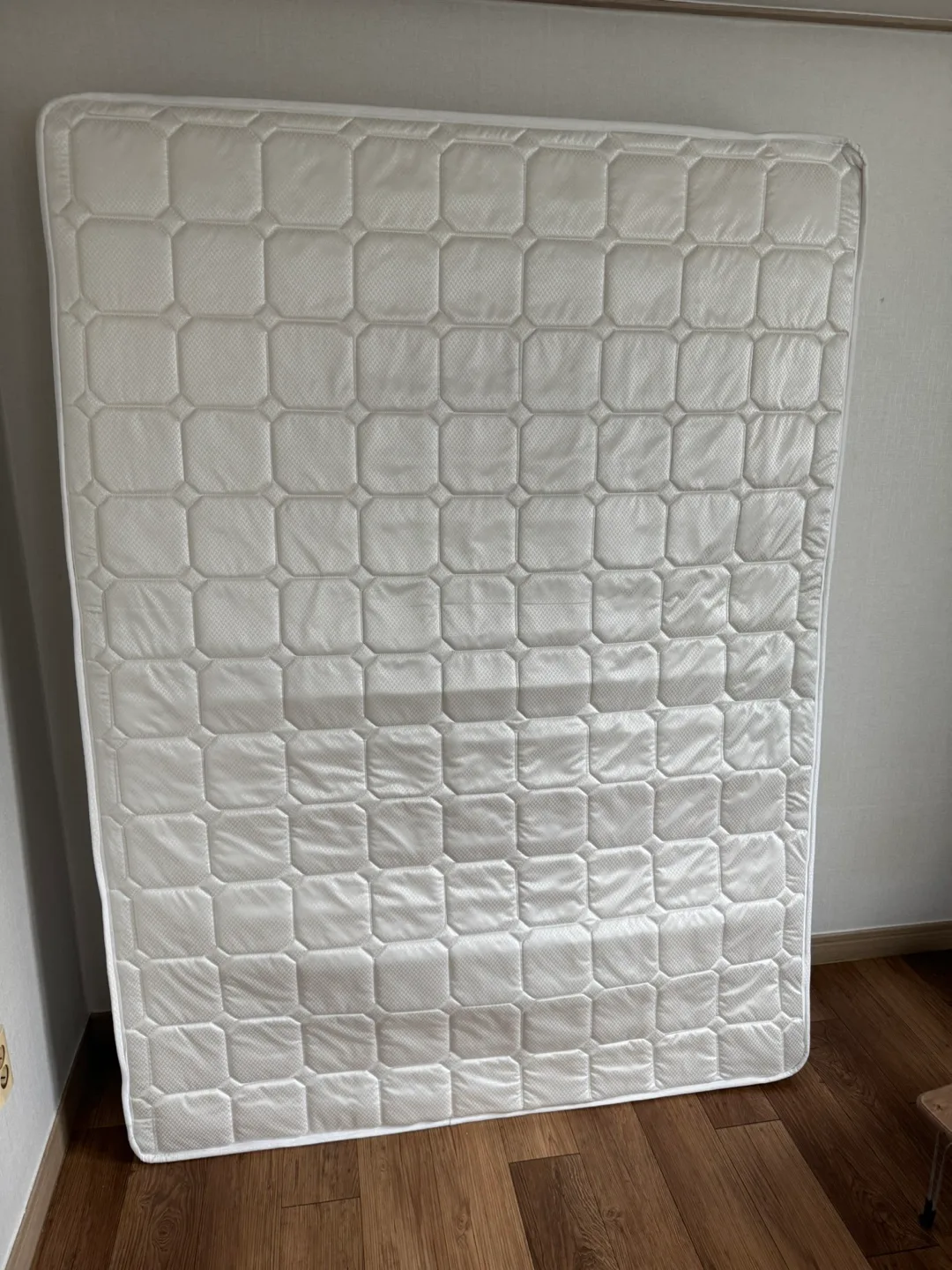 중고 퀸사이즈 매트리스