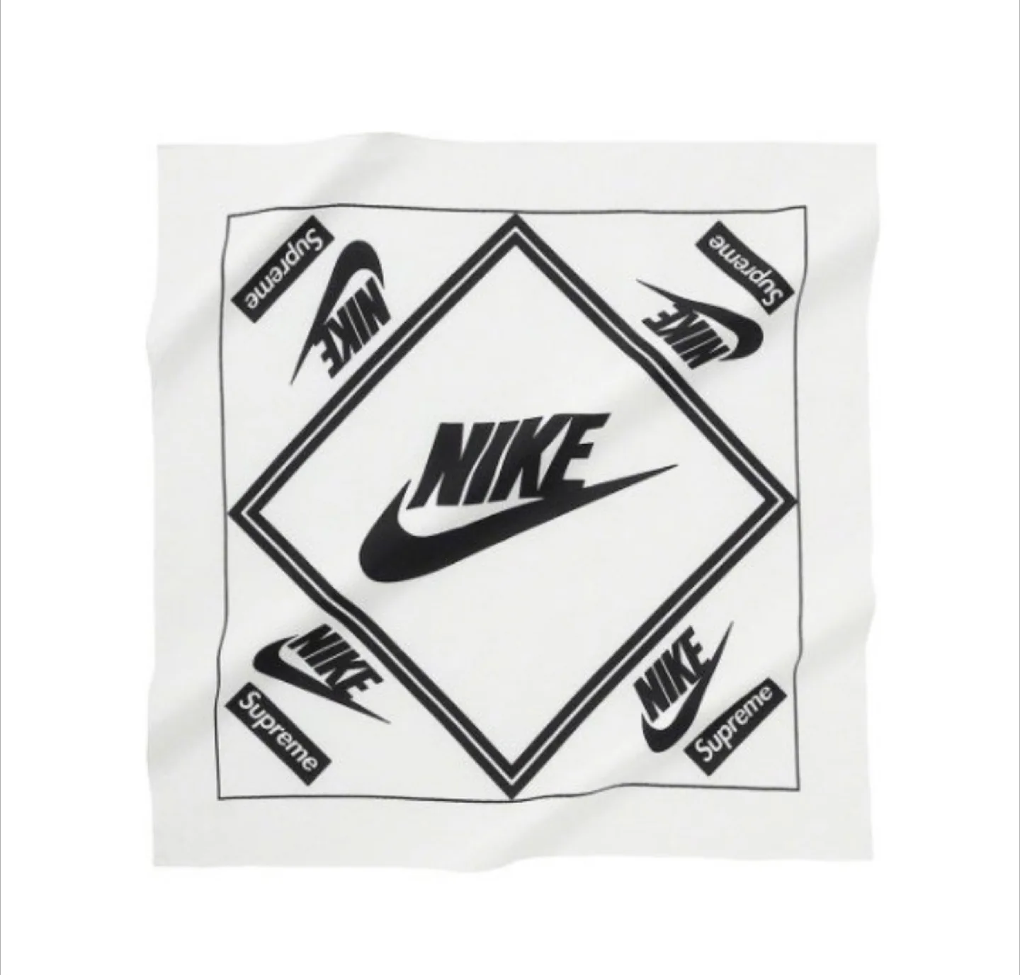 나이키 슈프림 반다나 화이트