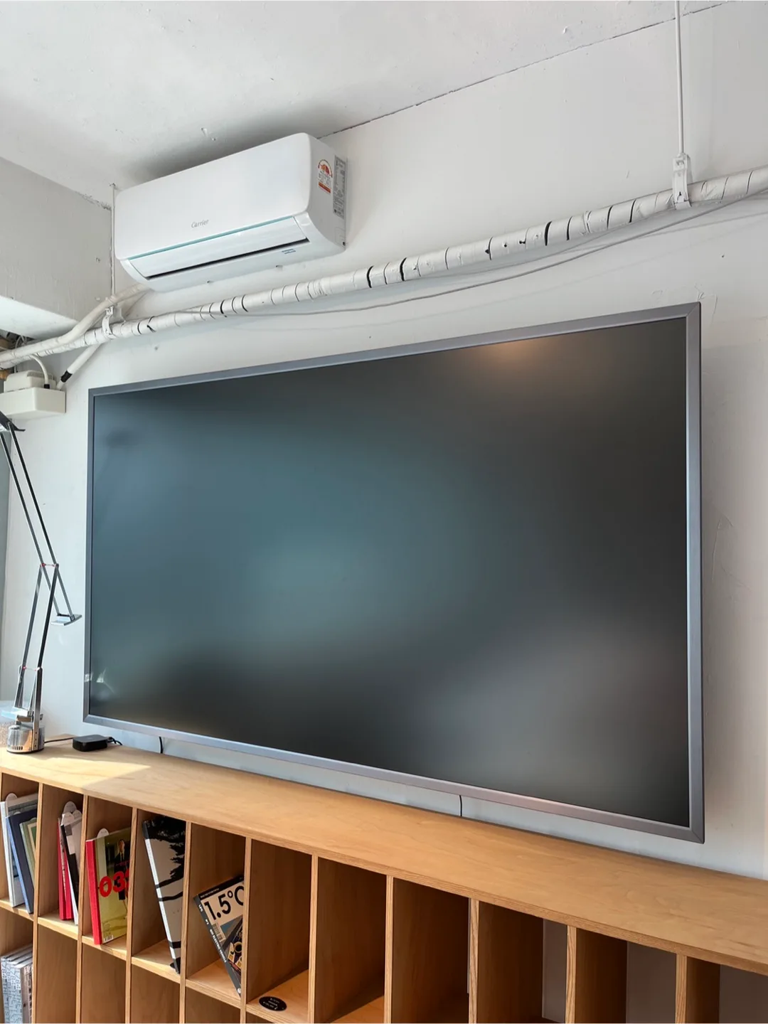 와이드뷰 86인치 벽걸이형 TV