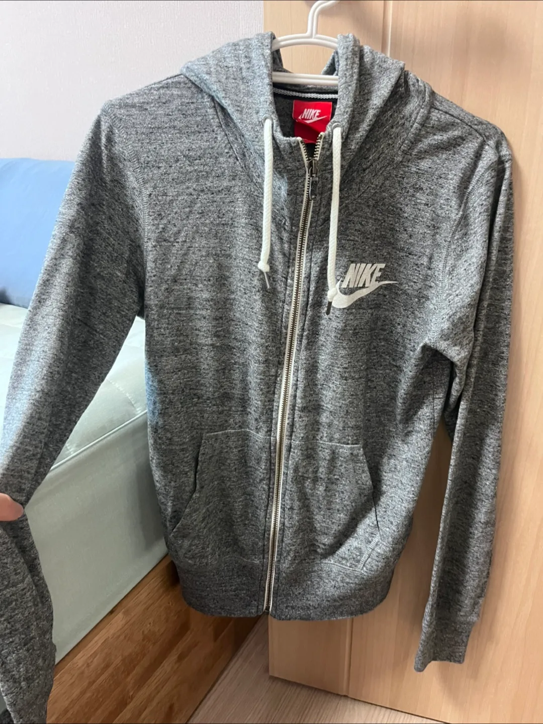 중고45000원 나이키 풀집 후드 M 헤더 그레이