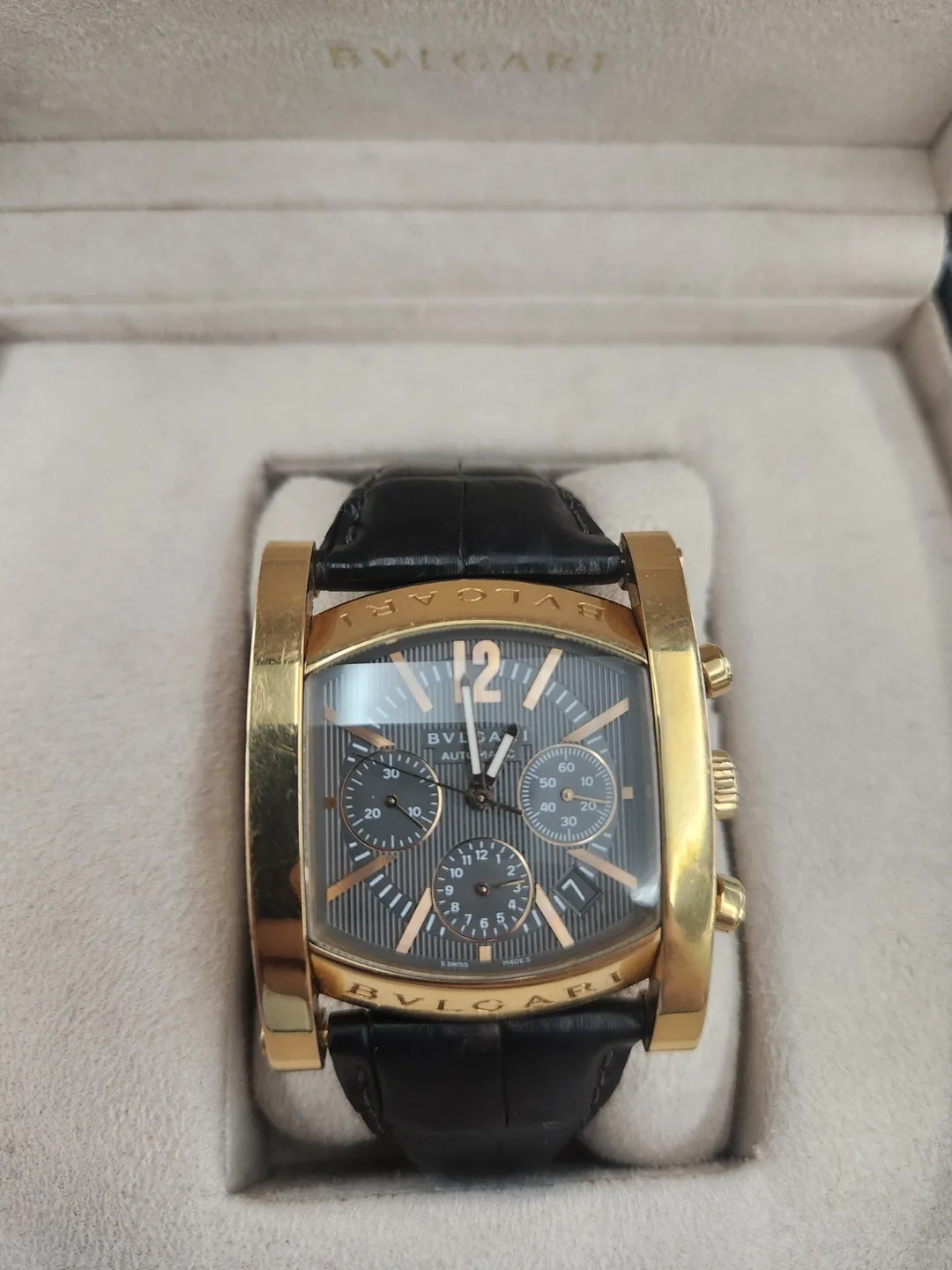 불가리 아오시마48 금통 18k 시계