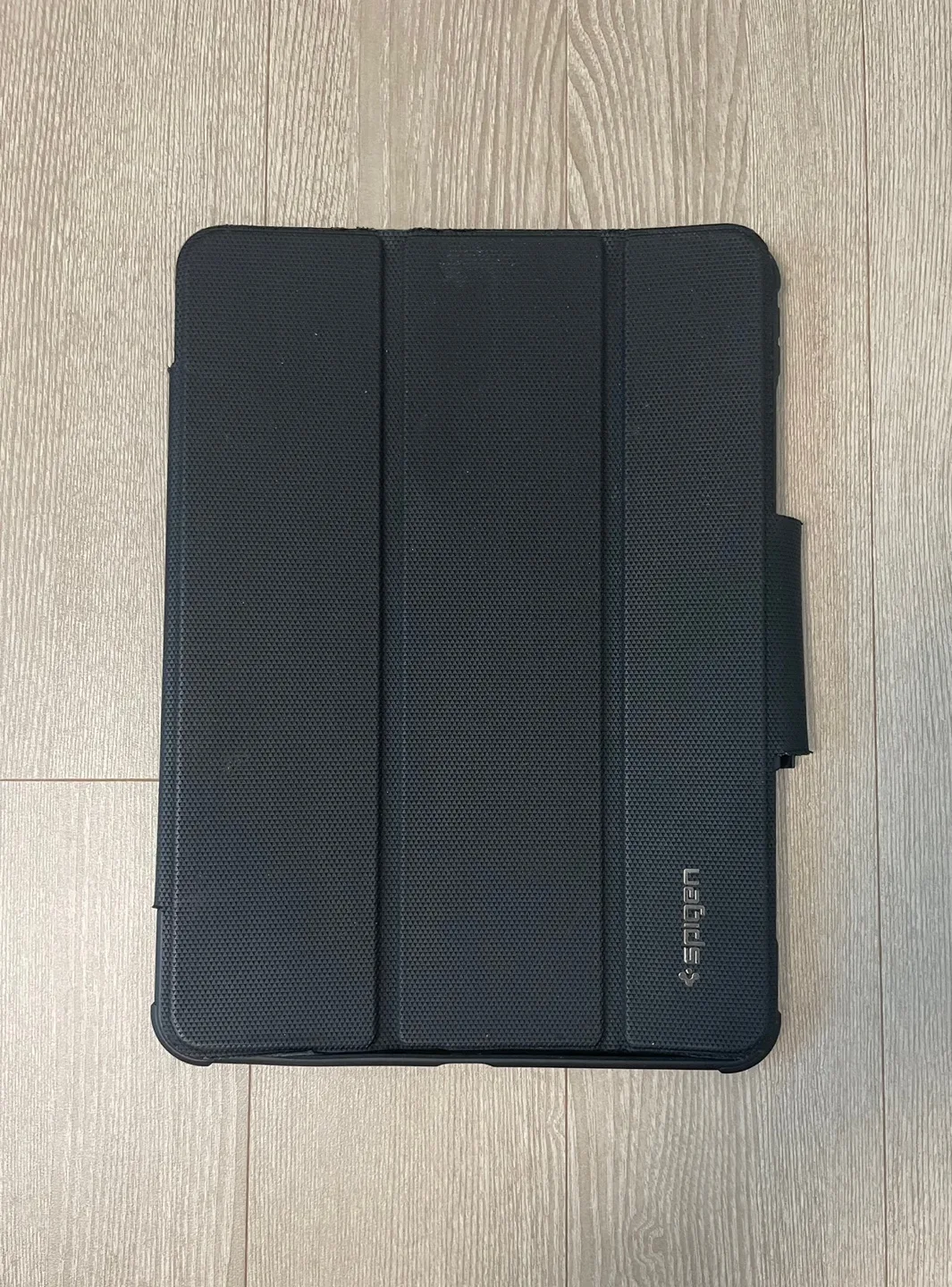 슈피겐 아이패드 케이스