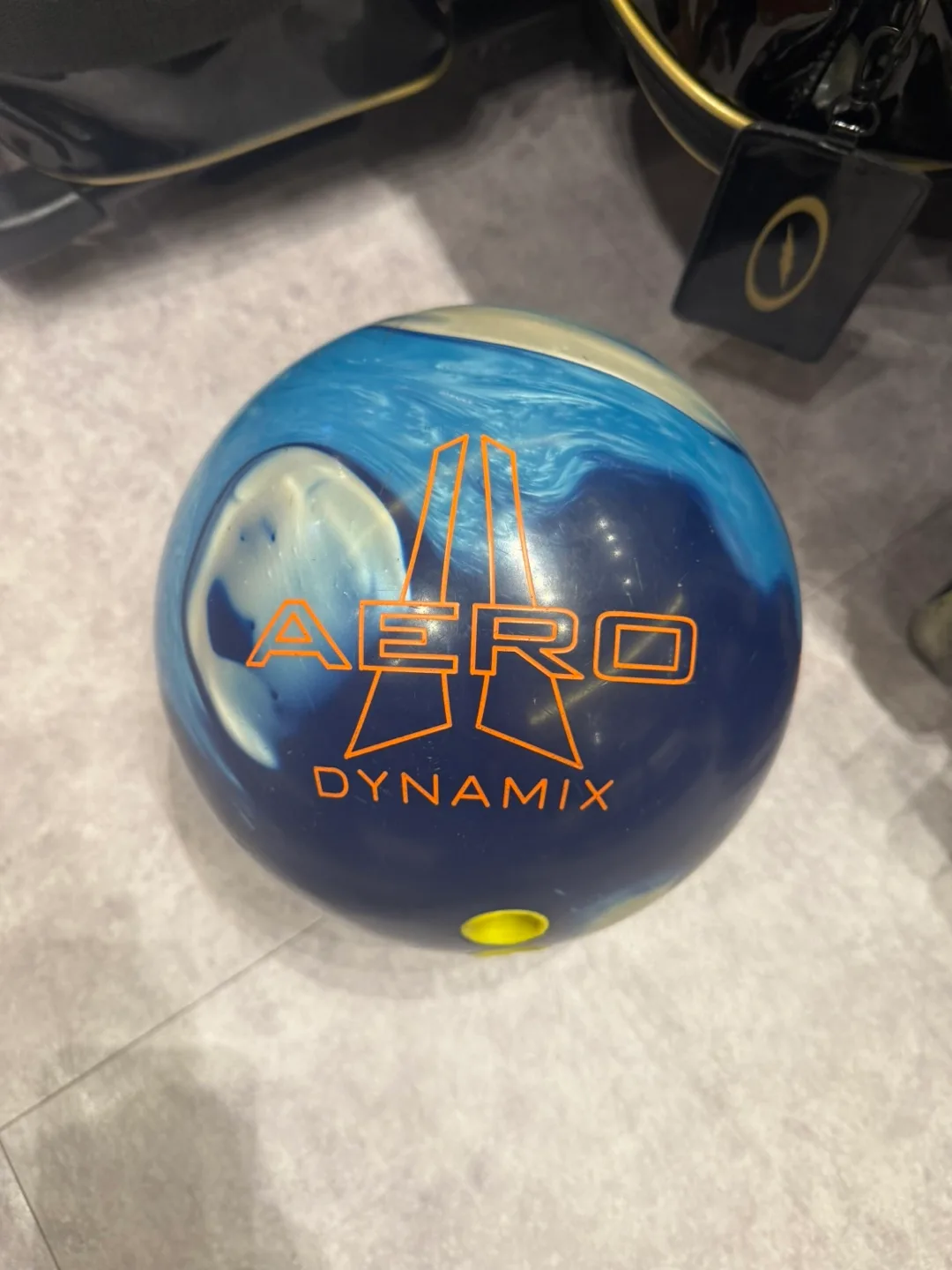 에어로 다이나믹스 볼링공15p중고볼 팜