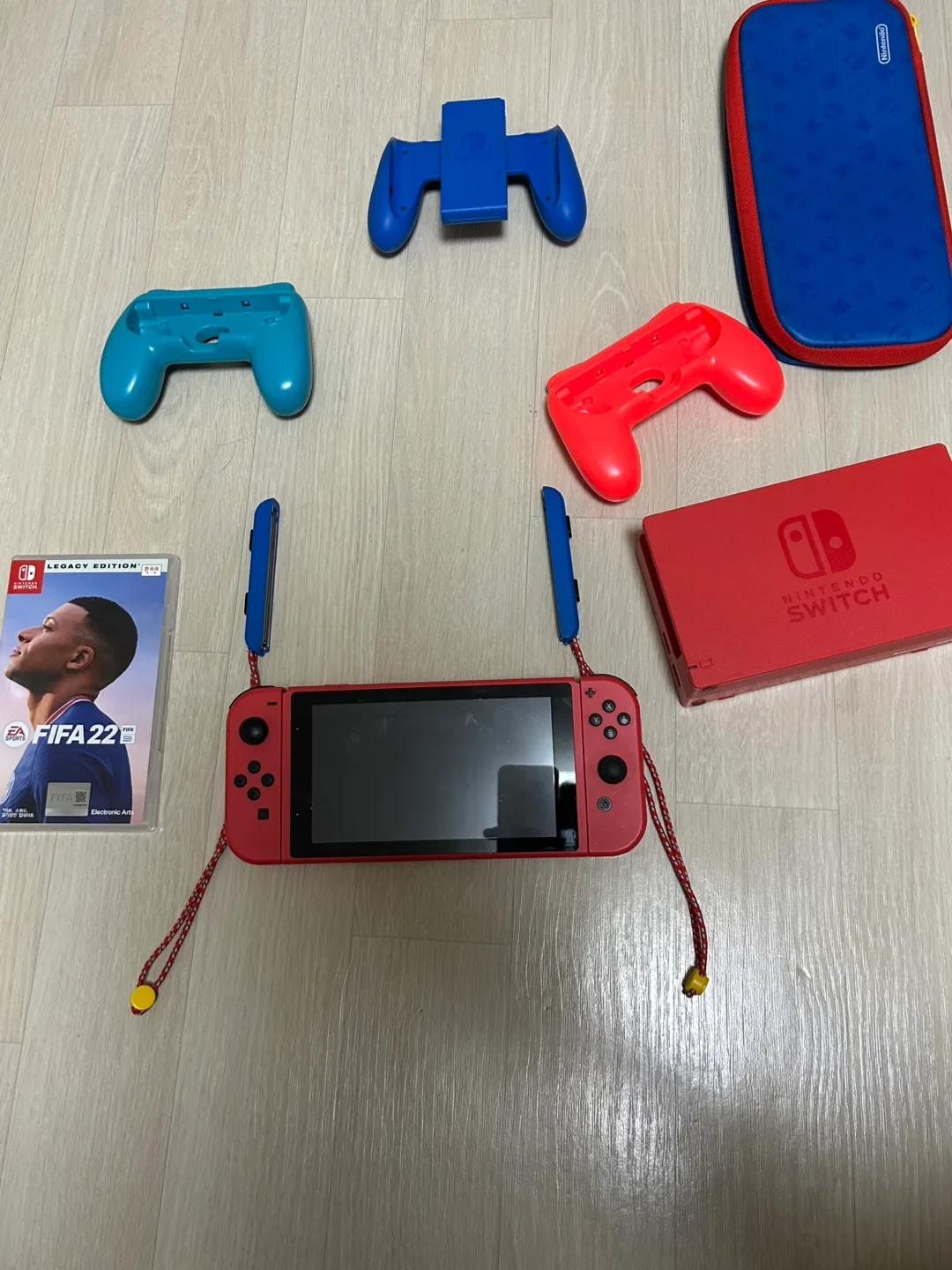 마리오 에디션 닌텐도 스위치 풀세트 급처!!(이제는 판매중단되서 중고로밖에 안 팝니다)