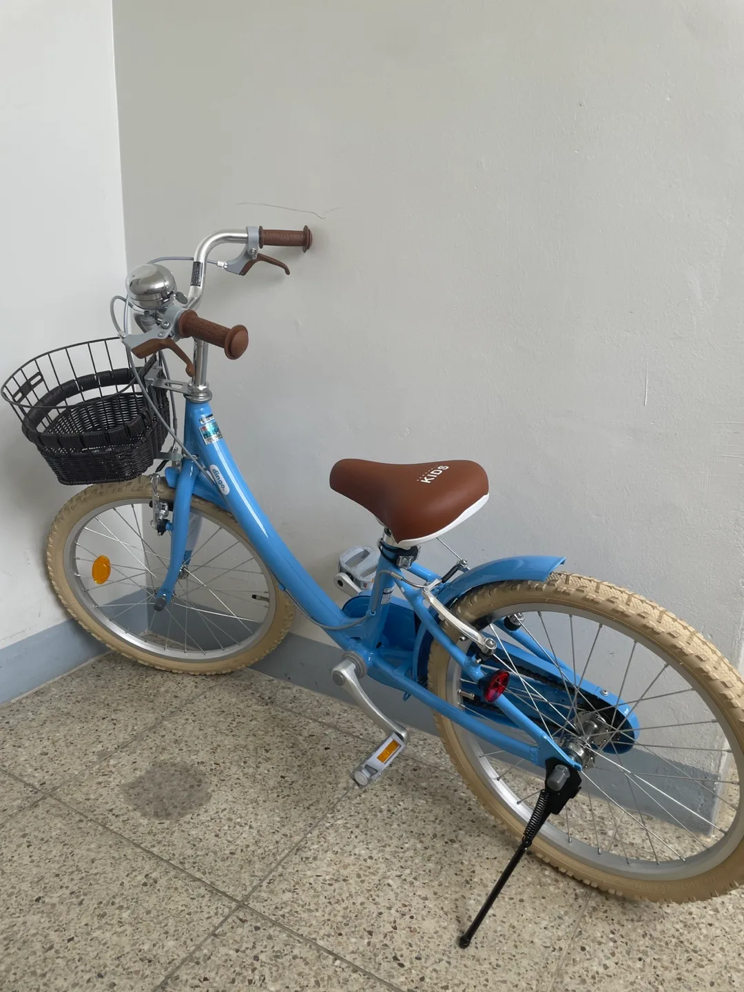 키즈자전거 3번탄거 새거같은 중고