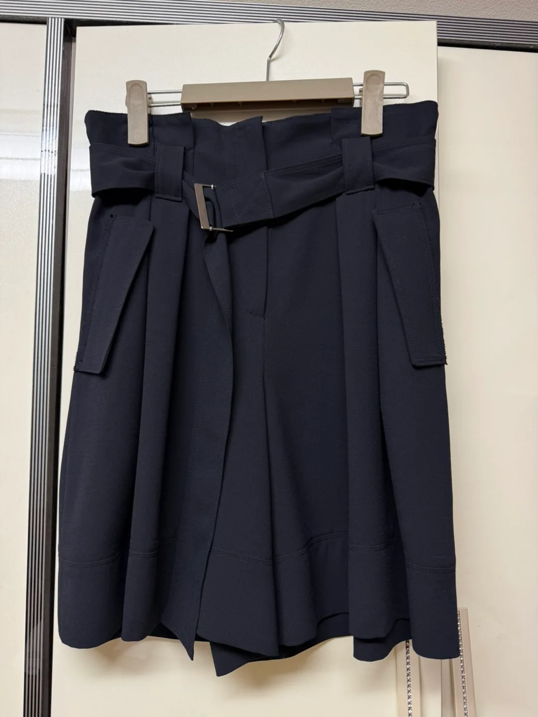 🖤한섬 세컨플로어 2ndfloor 슬랙스 반바지 팬츠 하이웨스트 벨트 반바지 55사이즈